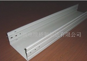 铝合金槽式桥架厚度标准取决于什么？